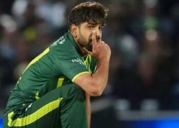 হাৰিছ ৰৌফৰ বিৰুদ্ধে বল টেম্পাৰিঙৰ অভিযোগ; তদন্তৰ দাবী US ক্ৰিকেটাৰৰ