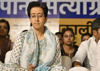 অসুস্থ হৈ পৰিছে অনশনত বহা জলমন্ত্ৰী আতিশী মাৰ্লেনা