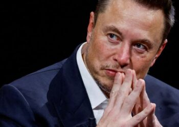 EVM আঁতৰাই দিব লাগে বুলি মন্তব্য এল’ন মাস্কৰ