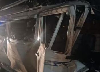 বাছৰ চালকৰ টোপনি অহাৰ পিছতে সংঘটিত হ’ল ভয়ংকৰ দুৰ্ঘটনা