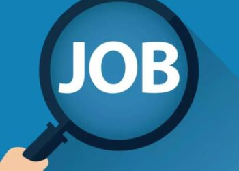 এটা চাকৰিৰ বাবে লাগিছে হাহাকাৰ