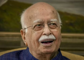 পুনৰ অসুস্থ প্ৰাক্তন উপ-প্ৰধানমন্ত্ৰী লালকৃষ্ণ আদৱানী; নিশাই ভৰ্তি কৰোৱা হ’ল এপল’ হাস্পতালত