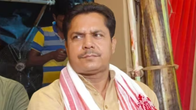 অসম প্ৰদেশ কংগ্ৰেছ কমিটীৰ সভাপতিৰ বাসগৃহত দুৰ্বৃত্তৰ আক্ৰমণ