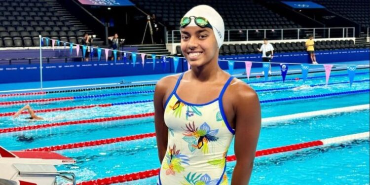 পানীক ভয় কৰাৰ বাবে সাঁতুৰিবলৈ ইচ্ছা নকৰিছিল তেওঁ, বৰ্তমান সাঁতোৰ বিদ্যাত পেৰিছ অলিম্পিকত অংশগ্ৰহণ