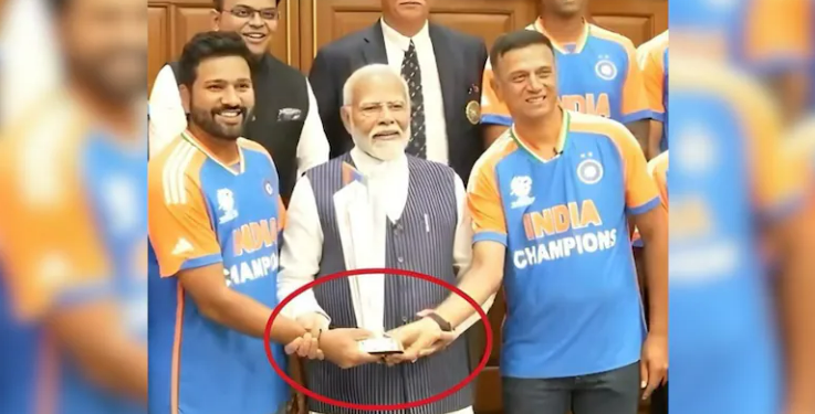 কিয় বিশ্বকাপ ট্ৰফী স্পৰ্শ নকৰিলে প্ৰধানমন্ত্ৰী মোদীয়ে? জানো আহক ইয়াৰ কাৰণ