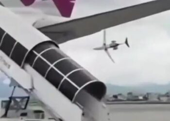 ভয়ংকৰ বিমান দুৰ্ঘটনাই জোকাৰি গৈছে নেপাল; ১৮ জনৰ মৃত্যু