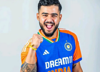 নীলা জাৰ্চিৰ সপোন পূৰণ ৰিয়ানৰ; পিতৃ পৰাগ দাসে পিন্ধালে ভাৰতীয় কেপ