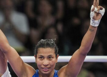 নৰৱে’ৰ প্ৰতিদ্বন্দীক পৰাস্ত লাভলীনাৰ; Round of ১৬ৰ প্ৰথমখন খেলত জয়লাভ