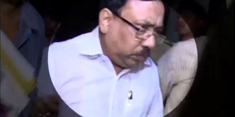 ১৪ বছৰ কাৰাগাৰৰ বন্ধ কুঠৰীত কটাব ৰাকেশ পালে; ৰাজ্যৰ সৰ্ববৃহৎ নিযুক্তি কেলেংকাৰীৰ চূড়ান্ত ৰায়দান