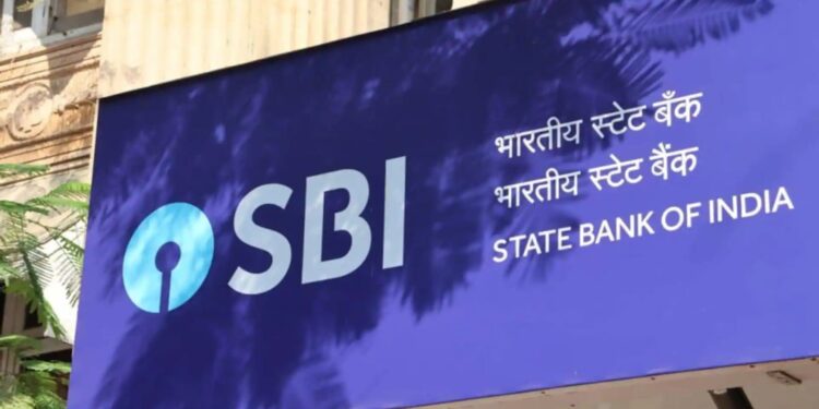 SBI-এ বৃদ্ধি কৰিছে MCLR, হতবাক গ্ৰাহক; বৃদ্ধি হ’ব EMI