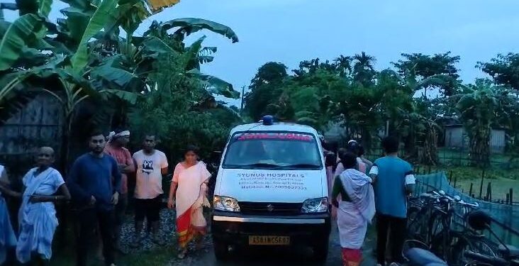 কমলপুৰত হৃদয় বিদাৰক ঘটনা; জেচিবিৰে খন্দা পুখুৰীত পৰি সলিল সমাধি তিনি শিশুৰ