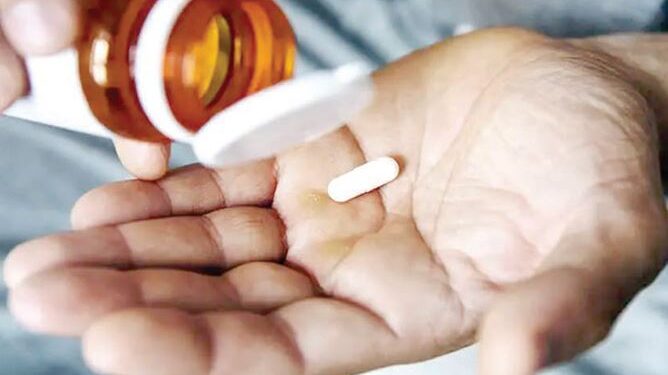 পেইনকিলাৰৰ পৰা মাল্টিভিটামিনলৈ… চৰকাৰে নিষিদ্ধ কৰিছে ১৫৬ বিধ ঔষধ, জানো আহক কি এই ঔষধ