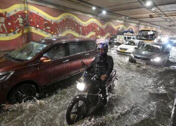 ৰাজধানীত প্ৰকৃতিৰ কালৰূপ; নেৰানেপেৰা বৰষুণৰ ফলত ১১ জনৰ মৃত্যু