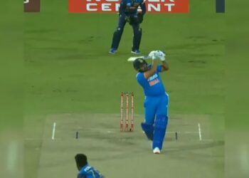 আন্তঃৰাষ্ট্ৰীয় ক্ৰিকেটত অধিনায়ক ৰোহিত শৰ্মাই ৰচিলে ইতিহাস