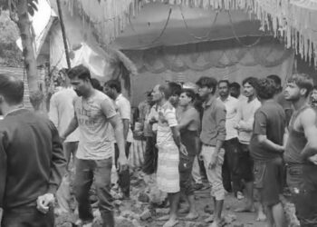 মাটিৰে শিৱলিংগ নিৰ্মাণ কৰি থকাৰ সময়তে অঘটন; প্ৰাণ হেৰুৱালে ৯ টি শিশুৱে