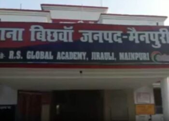 শোকাবহ! ঘৰৰ ছাদ খহি একেটা পৰিয়ালৰ ৩ মহিলাৰ মৃত্যু