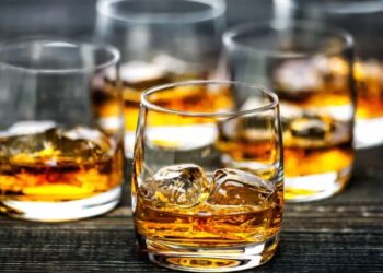 সুৰাৰ বটল এবাৰ খোলাৰ পিছত কিমান দিনলৈ থাকে ম্যাদ?