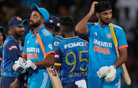 কলম্বোত ধৰাশায়ী টীম ইণ্ডিয়া, শৃংখলাত অগ্ৰগতি শ্ৰীলংকাৰ