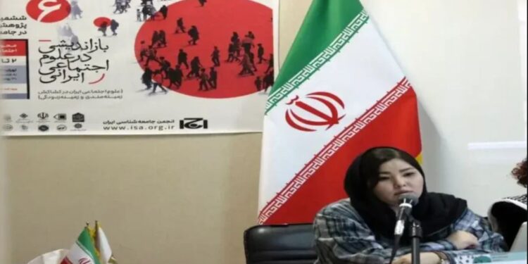 হিজাব পৰিধান নকৰাটোৱেই অপৰাধ! গৱেষকক দেশৰ পৰা বিতাড়িত কৰিলে ইৰাণ চৰকাৰে