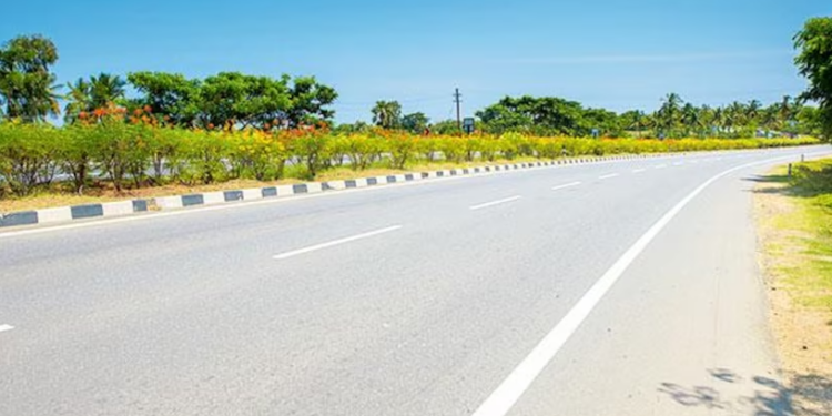 শিহৰণকাৰী! মন্দিৰ দৰ্শন কৰি আৰু ঘৰলৈ উভতি নাহিল ৭ গৰাকী লোক