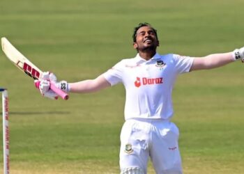 চেন্নাই টেষ্টত অভিলেখ! বিশ্ব ক্ৰিকেটত চাঞ্চল্যৰ সৃষ্টি কৰি ইতিহাস ৰচিলে মুছফিকুৰ ৰহিমে