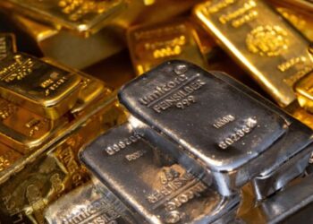 সোণতকৈ অধিক জিলিকিছে ৰূপ, অতিক্ৰম কৰিব নেকি পূৰ্বৰ মূল্য?