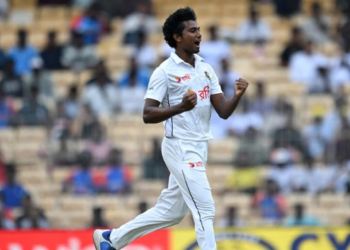 চেন্নাইত হাছান মাহমুদৰ যাদুকৰী স্পেল; ধৰাশায়ী ভাৰতীয় বেটিং লাইনৰ মূল চালিকা শক্তি