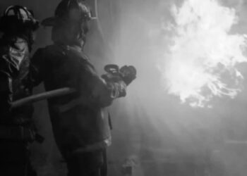 বিদ্যালয়ৰ হোষ্টেলত ভয়ংকৰ অগ্নিকাণ্ড, ১৭ গৰাকী ছাত্ৰ-ছাত্ৰীৰ মৃত্যু