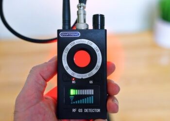 এতিয়া আৰু ভয় নাই, হোটেলৰ কোঠাত লগোৱা কেমেৰা ডিটেক্ট কৰিব এই যন্ত্ৰই