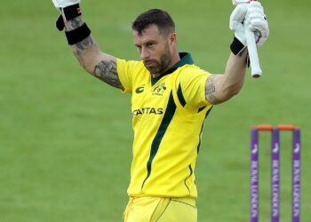 ব’ৰ্ডাৰ-গাভাস্কাৰ ট্ৰফীৰ পূৰ্বে অষ্ট্ৰেলিয়ালৈ দু:খবৰ! অৱসৰ ল’লে প্ৰবীণ উইকেট কীপাৰে