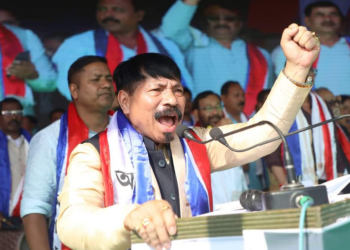 অসমৰ জাতীয় সমস্যা সমাধানৰ বাবে দলে কাম কৰি যাব : অগপৰ প্ৰতিষ্ঠা দিৱসত অতুল বৰা