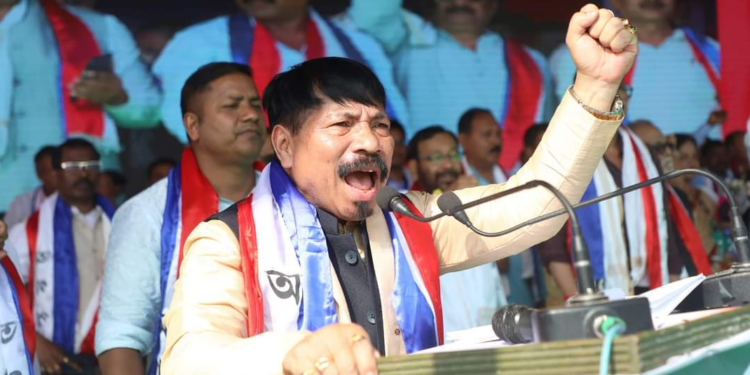 অসমৰ জাতীয় সমস্যা সমাধানৰ বাবে দলে কাম কৰি যাব : অগপৰ প্ৰতিষ্ঠা দিৱসত অতুল বৰা
