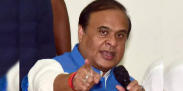 ‘কল্পনা চোৰেনক দেখি মোৰ পত্নীয়ে…..’, ৰাঁচীত শাসক পক্ষৰ বিৰুদ্ধে তীব্ৰ বাক্যবাণ হিমন্ত বিশ্ব শৰ্মাৰ