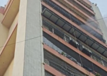 ১৪ মহলীয়া অট্টালিকাত ভয়ংকৰ অগ্নিকাণ্ড; ৩ জন লোকৰ মৃত্যু