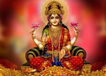 আজি লক্ষ্মী পূজা, মা লক্ষ্মীৰ উপাসনাত ভুলতো নকৰিব এইকেইটা কাম