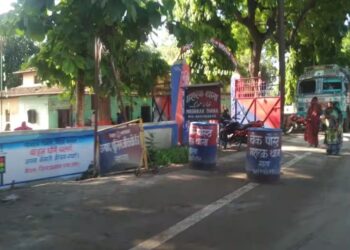 বিহাৰত বিষাক্ত সুৰা সেৱনৰ ফলত ৩৭ গৰাকীৰ প্ৰাণহানি, ২ গৰাকীকৈ আৰক্ষী বিষয়াক নিলম্বন