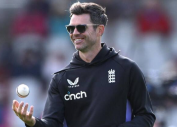 নিলামৰ বাবে নাম পঞ্জীয়ন জেমছ এণ্ডাৰছনৰ; ক্ৰয় কৰিবলৈ কোন দল আহিব আগবাঢ়ি