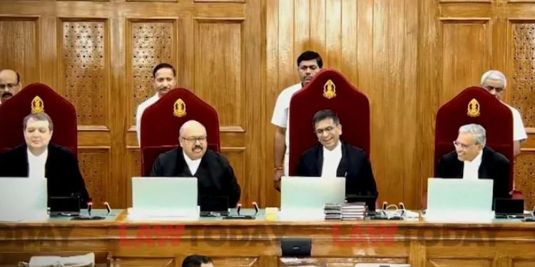 ওকালতি নিষিদ্ধ! অৱসৰৰ পিছত কি কৰিব পাৰে উচ্চতম ন্যায়ালয়ৰ মুখ্য ন্যায়াধীশসকলে?