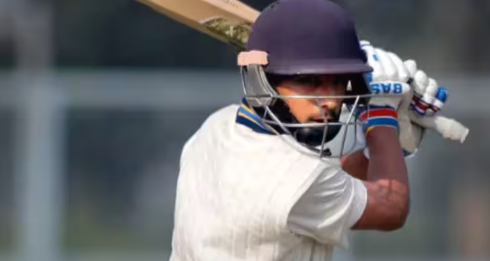 ৪৬টা চাৰি আৰু ১২টা ছয়ৰ সহায়ত ৪২৬ ৰানৰ দুৰ্দান্ত ইনিংছ; ৰচিলে ইতিহাস