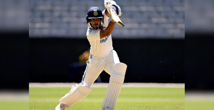 পিতৃয়ে যুঁজিছিল কাৰ্গিল যুদ্ধত, পুত্ৰৰ যুঁজাৰু ইনিংছে লজ্জা ঢাকিলে ভাৰতৰ