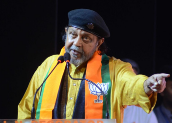 অভিনেতাৰ পৰা ৰাজনীতিলৈ অহা মিথুন চক্ৰৱৰ্তীৰ বিৰুদ্ধে FIR ৰুজু