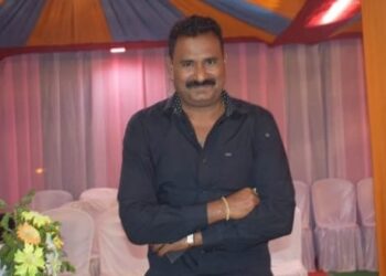 খক! ঘোচ লৈ হাতে-লোটে ধৰা পৰিল কনিষ্টবল স্বপন দাস