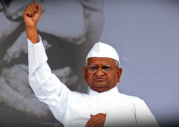 মনমোহন সিং চৰকাৰৰ বিৰুদ্ধে আন্দোলন কৰা আন্না হাজাৰেই কি ক’লে…