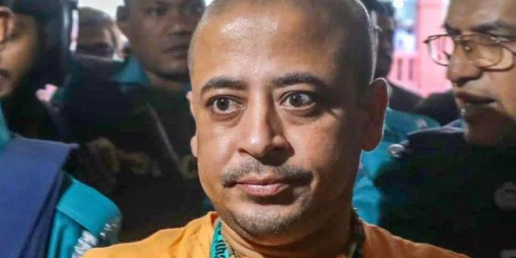 জে’লত বন্দী চিন্ময় কৃষ্ণক খাদ্য দিবলৈ গৈ বাংলাদেশত গ্ৰেপ্তাৰ আৰু দুজন সন্যাসী!
