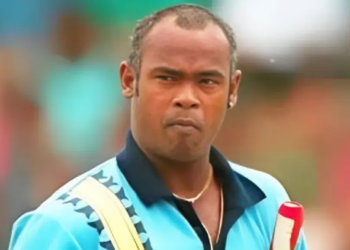 আৰ্থিকভাৱে শচীনে মোক যথেষ্ট সহায় কৰিছে : এটা সাক্ষাৎকাৰত এই মন্তব্য বিনোদ কাম্বলীৰ