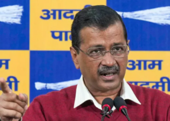 আপৰ অন্তিমখন প্ৰাৰ্থীৰ তালিকা প্ৰকাশ; কোন সমষ্টিত প্ৰতিদ্বন্দ্বিতা কৰিব কেজৰিৱালে… জানক