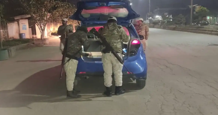 অশান্ত মণিপুৰ; ICICI বেংকৰ বাহিৰত উদ্ধাৰ হেণ্ড গ্ৰেনেড