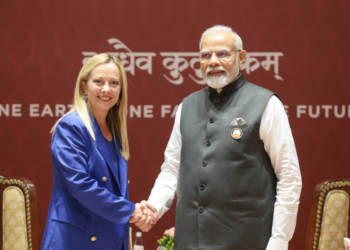 নীলা অৰ্থনীতি কি? যাৰ বাবে ইটালীয়ে সমৰ্থন বিচাৰে ভাৰতৰ