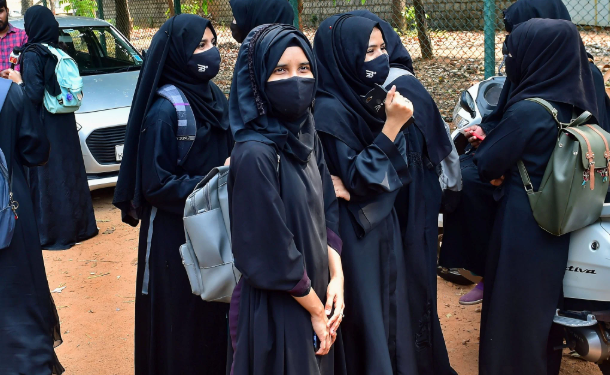 চৰকাৰৰ নতুন আইন, CCTVৰ জৰিয়তে পৰীক্ষণ কৰিব মহিলাৰ হিজাব