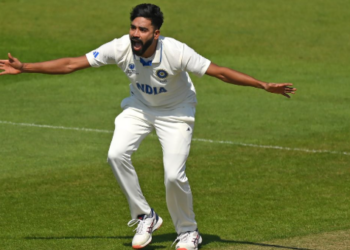 মেলবৰ্ণ টেষ্টত শতকৰ গৃহত মহম্মদ ছিৰাজ,  ভংগ হ’ল লজ্জাজনক অভিলেখ